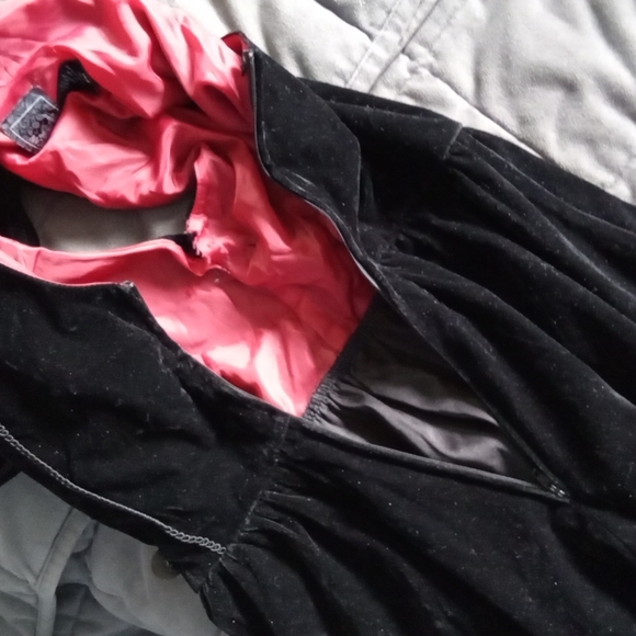 Exclusive Hot Topic Collection by Midnight Hour American Horror Story Hotel - Picture 4 of 4